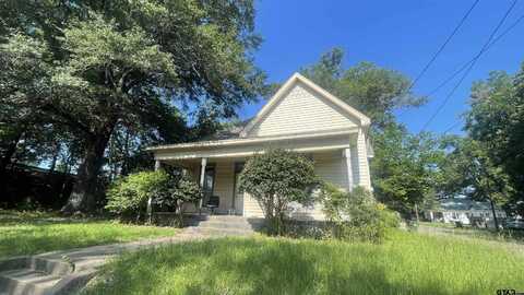 920 N Spring Avenue, Tyler, TX 75702