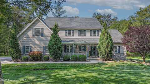 703 ICE HOUSE Drive, Mountain Top, PA 18707