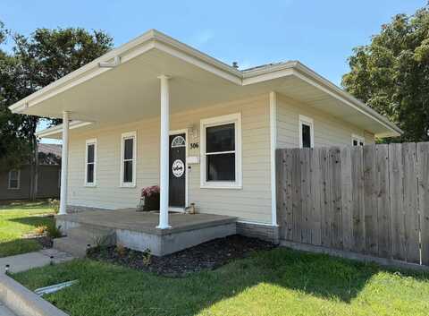 306 E 13th St., Hays, KS 67601