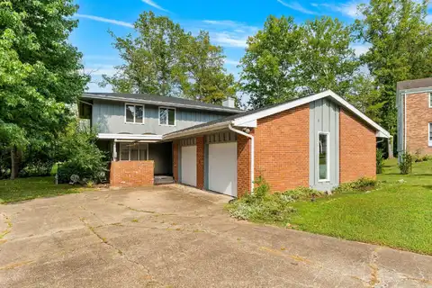 9 Woodridge Court, Huntington, WV 25705