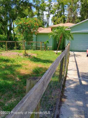 8977 Lake Drive, New Port Richey, FL 34654