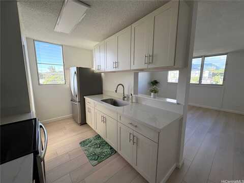 633 Nalanui Street, Honolulu, HI 96817