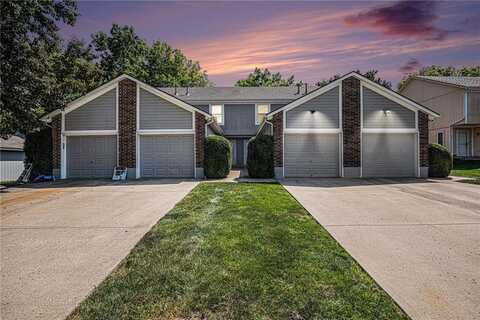205 SW Pinetree Lane, Lees Summit, MO 64063