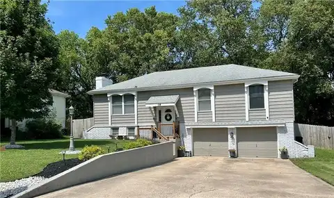 114 Town Court Circle, Platte City, MO 64079
