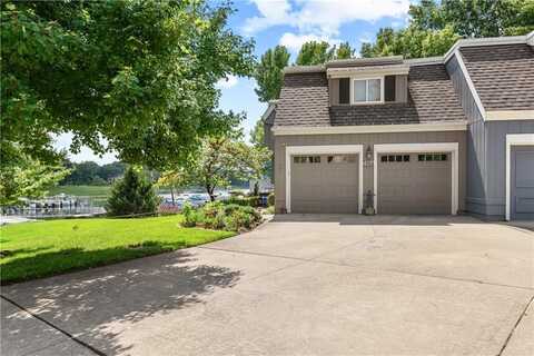3904 NE Sequoia Street, Lees Summit, MO 64064