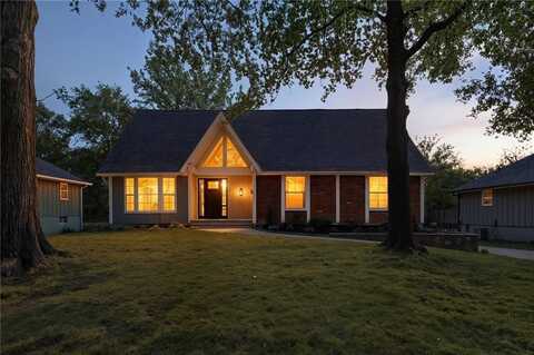 12601 Sycamore Avenue, Grandview, MO 64030