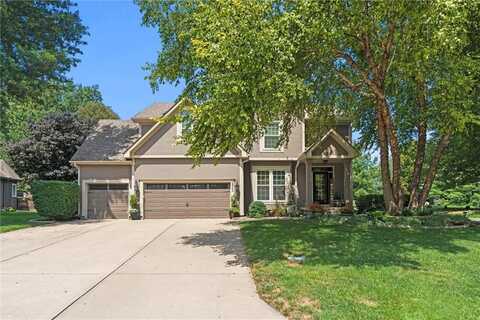 2900 SW 11th Terrace, Lees Summit, MO 64081