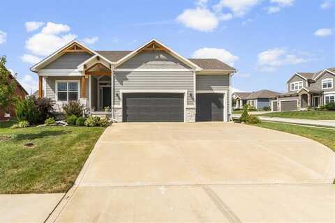 1512 SW Arbor Valley Drive, Lees Summit, MO 64082