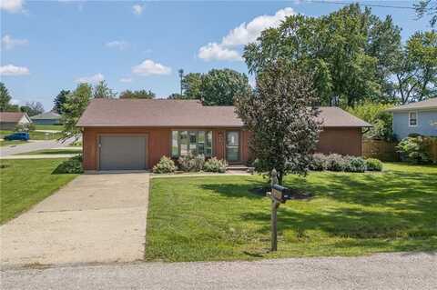 611 N 2nd Street, Savannah, MO 64485