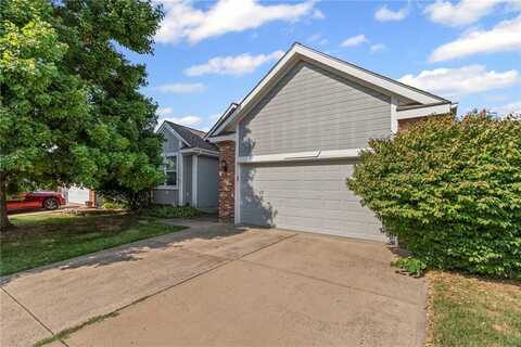 7214 N Cypress Avenue, Kansas City, MO 64119