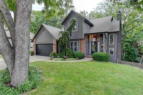1501 NE Deer Court, Lees Summit, MO 64086
