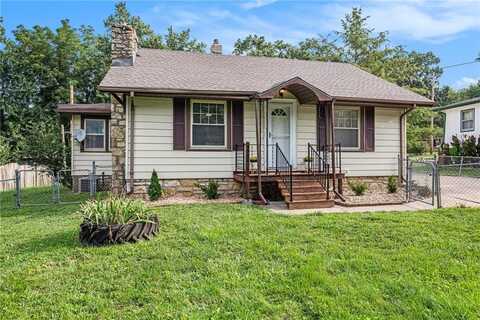 4512 NE 46th Terrace, Kansas City, MO 64117