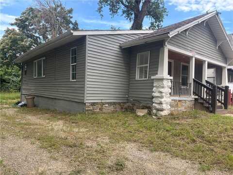 2642 Norton Avenue, Kansas City, MO 64127