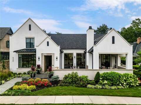 9358 Juniper Reserve Drive, Prairie Village, KS 66207