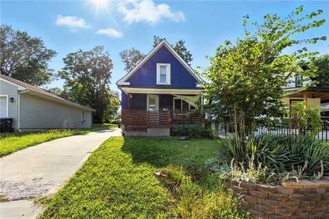 3516 Flora Avenue, Kansas City, MO 64109