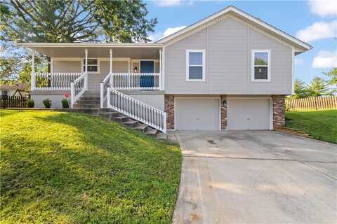 2101 NW Hidden Pointe Court, Blue Springs, MO 64015