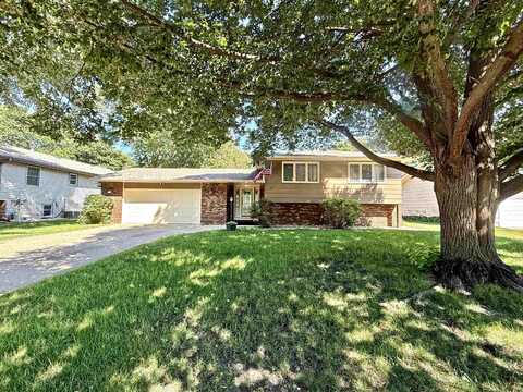 408 N 17th CT, Estherville, IA 51334