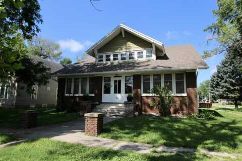 111 S 2nd Street W, Hartley, IA 51346