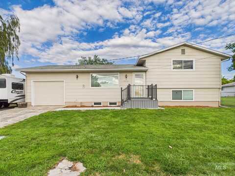 3625 11th St, Lewiston, ID 83501
