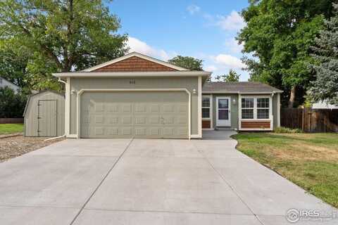 915 Banyan Ct, Loveland, CO 80538