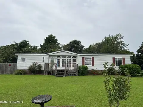 104 Sleepy Hollow Hollow, Maysville, NC 28555