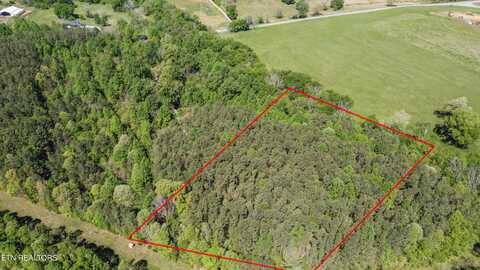 7944 Dry Valley Rd, Loudon, TN 37774