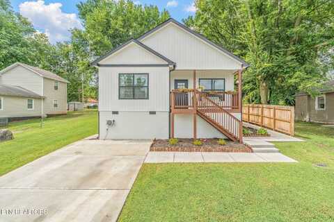 232 W Stephenson St, Alcoa, TN 37701
