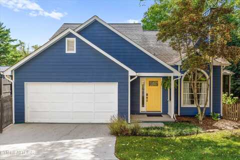 1442 Francis Station Drive, Knoxville, TN 37909