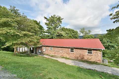 165 Gamble Drive, Jacksboro, TN 37757
