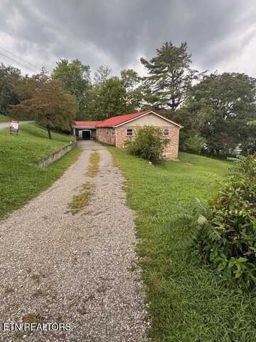 165 Gamble Drive, Jacksboro, TN 37757