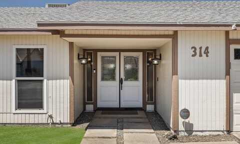 314 Birch Avenue, Hanford, CA 93230