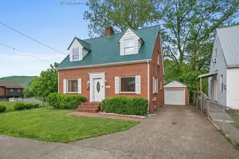 6510 Roosevelt Avenue, Charleston, WV 25304