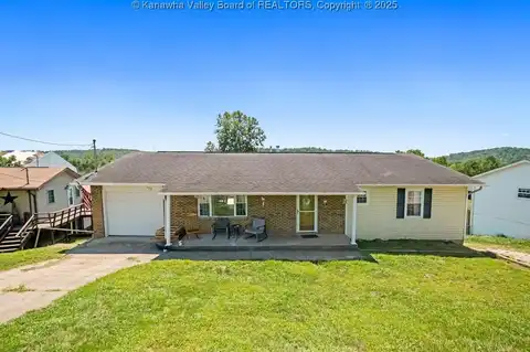 103 Beech Street, Eleanor, WV 25070