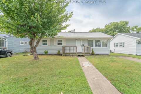 2921 Fitzwater Drive, South Charleston, WV 25303