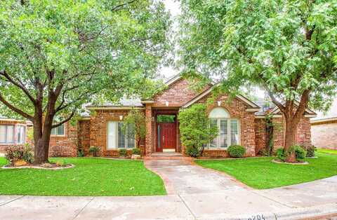 8204 Dover Avenue, Lubbock, TX 79424