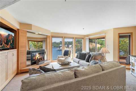 144 Cedar Court, Lake Ozark, MO 65049