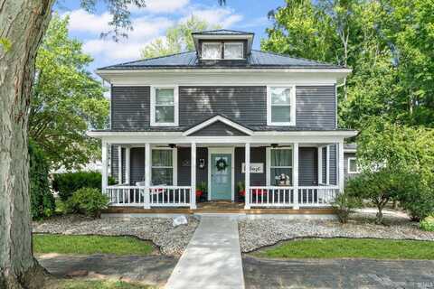 100 W Walnut Street, Waynetown, IN 47990