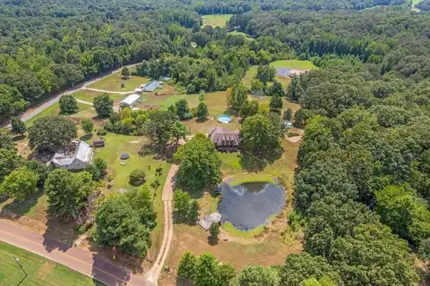 2010 COUNTRY CLUB, Somerville, TN 38068