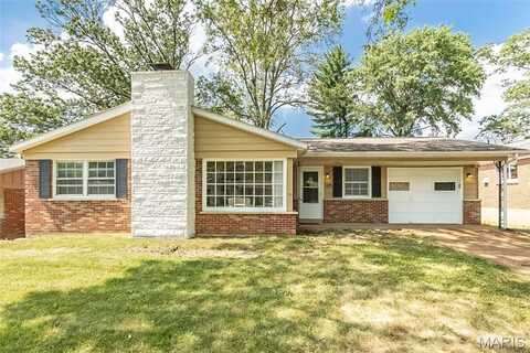 1575 Zurich Drive, Florissant, MO 63031