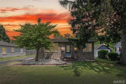 227 Parkway Drive, Belleville, IL 62226