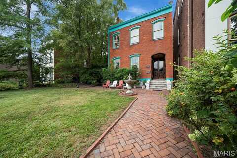 2341 S 12th St, Saint Louis, MO 63104