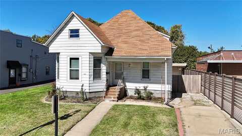 611 W Main Street, Collinsville, IL 62234