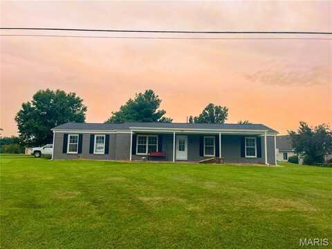 405 Rock Road, Paris, MO 65275