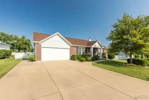 1109 Sunset Green Drive, O'fallon, MO 63366