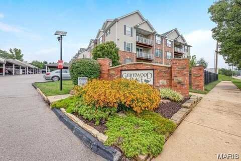 11095 Gravois Road, Saint Louis, MO 63126