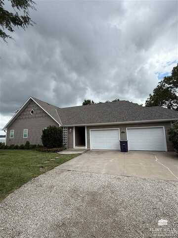 3600 Cottonwood Circle, Manhattan, KS 66503