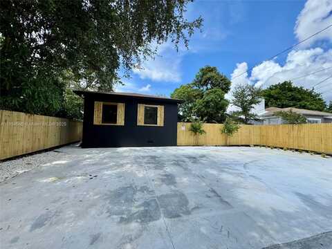 3 NE 70th St, Miami, FL 33138