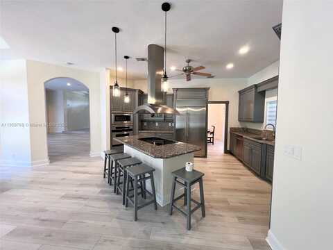 8160 NW 47th Dr, Coral Springs, FL 33067