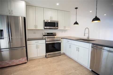 2615 SW 74th Ter, Davie, FL 33314