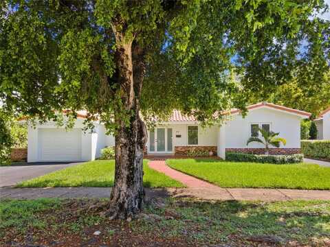 811 Capri St, Coral Gables, FL 33134